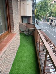 Appartement à Calle general vara de rey 21. Piso reformado gran via