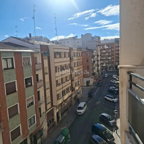 Foto 5982dbaa-7f95-4d29-afb6-9c7927c88d7a. Pis amb calefacció a Jesuitas Logroño