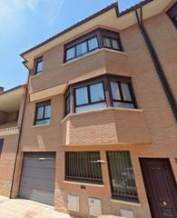 Maison jumelée  Calle río iregua. Chalet autosuficiente villapatro