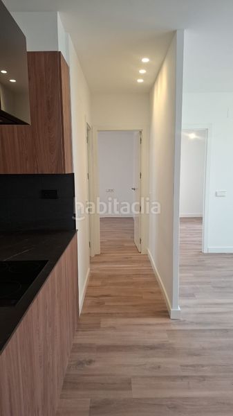 Foto ced35c93-b347-4021-af28-695b0aef1578. Apartament amb calefacció a Gran Via Logroño