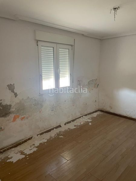 Foto 432aaa77-e6cd-48b2-8abd-49a35b5d06a0. Casa adossada amb aparcament a La Portalada - Varea Logroño