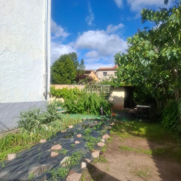 Foto cf22f7bb-207c-4fd0-a7b3-26f554205376. Casa amb calefacció piscina a Manjarrés