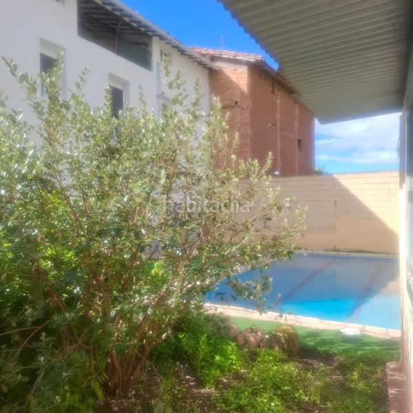 Foto ea13f262-710e-4feb-9f99-94bc050691cb. Casa amb calefacció piscina a Manjarrés