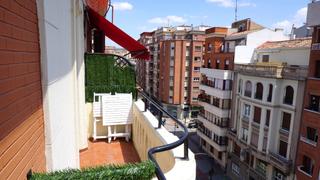 Àtic a Avenida de colón 4b. Pisazo centro reformado