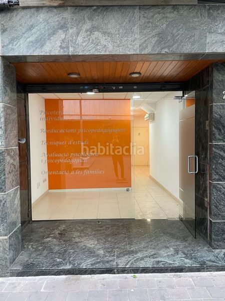 Foto dadf69e3-3afb-4fd4-853e-38665d4ea711. Local comercial a Centre Granollers