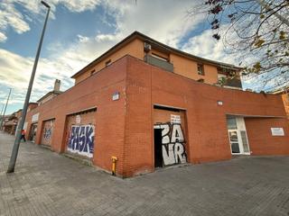 Local Comercial  Carrer del pont. Local en venta