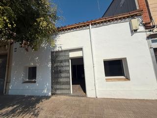 Lloguer Local Comercial  Carretera de ribes. Local en alquiler