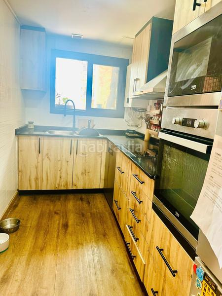 Foto 25c5d93d-bb2e-4a41-8d48-2483d8865b3b. Zweistöckige wohnung mit heizung in Riu Nord Santa Coloma de Gramenet
