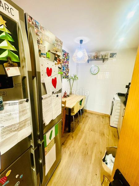 Foto 7228dcbc-d9b7-462a-9cec-c6de29ef6b7c. Zweistöckige wohnung mit heizung in Riu Nord Santa Coloma de Gramenet