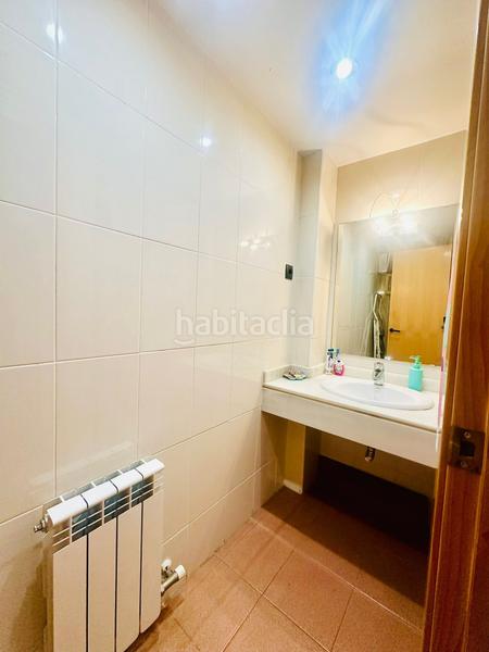 Foto 8ac980e9-960a-4080-b377-caedab035c51. Zweistöckige wohnung mit heizung in Riu Nord Santa Coloma de Gramenet