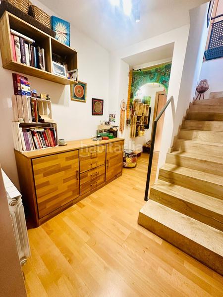 Foto 92cb4e0a-4d01-4c2d-9748-af3a20bd570c. Zweistöckige wohnung mit heizung in Riu Nord Santa Coloma de Gramenet