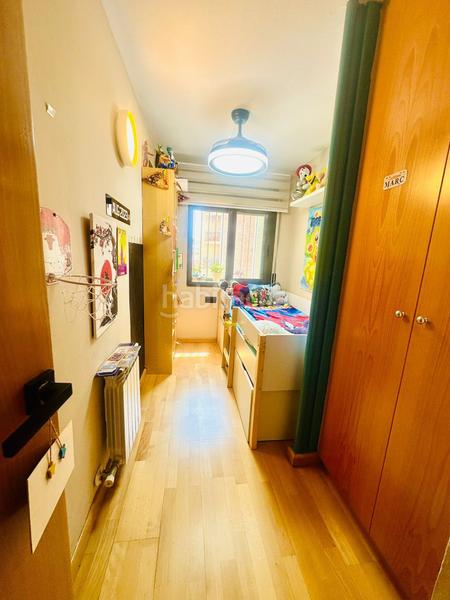 Foto 9c380006-aeff-40e2-8cf1-14e1e5c10b12. Zweistöckige wohnung mit heizung in Riu Nord Santa Coloma de Gramenet