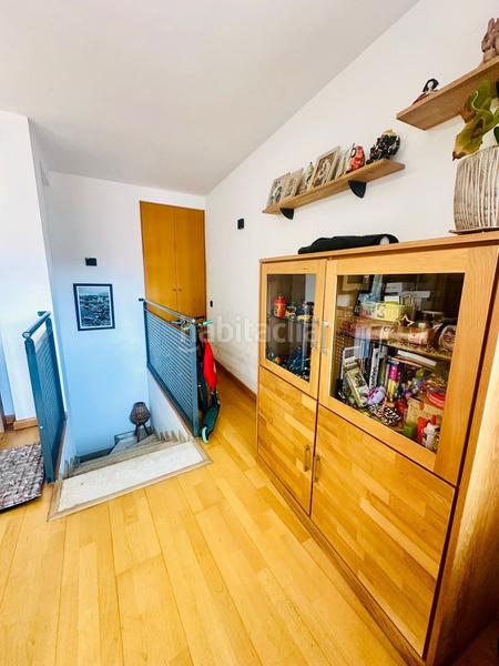 Foto abb5c09f-718c-4f65-85a9-b04609ee425d. Zweistöckige wohnung mit heizung in Riu Nord Santa Coloma de Gramenet