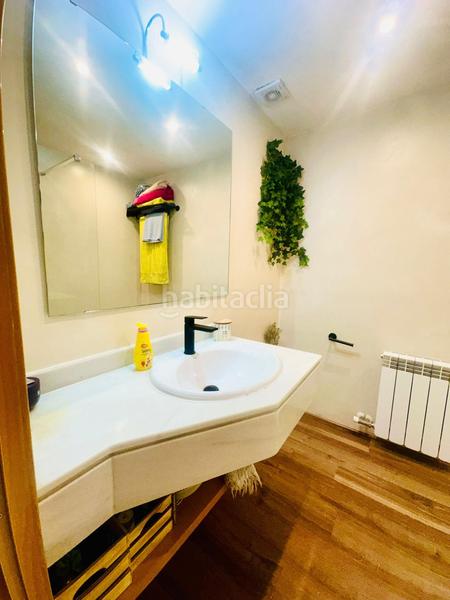 Foto d6a5962c-c618-4d29-bffd-d3b5cff8cd00. Zweistöckige wohnung mit heizung in Riu Nord Santa Coloma de Gramenet