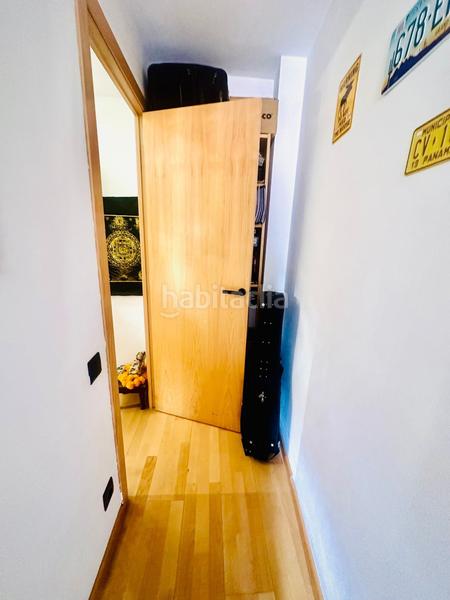 Foto fbfb1872-36b3-4309-ade6-ba1d2d1ab22a. Zweistöckige wohnung mit heizung in Riu Nord Santa Coloma de Gramenet