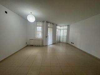 Appartement dans Santa Maria-lEixample-Sud Sumella. Imperdible piso en centro de cubelles