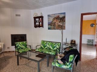Masía en Centre. Descubre tu paraiso en tortosa finca con encanto a la venta