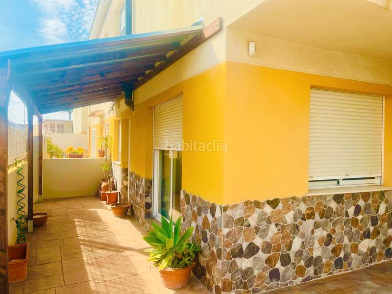 Foto de125379-e80d-4d20-b5f2-0047fc32581f. Casa a schiera con camino riscaldamento parcheggio in Almazora / Almassora