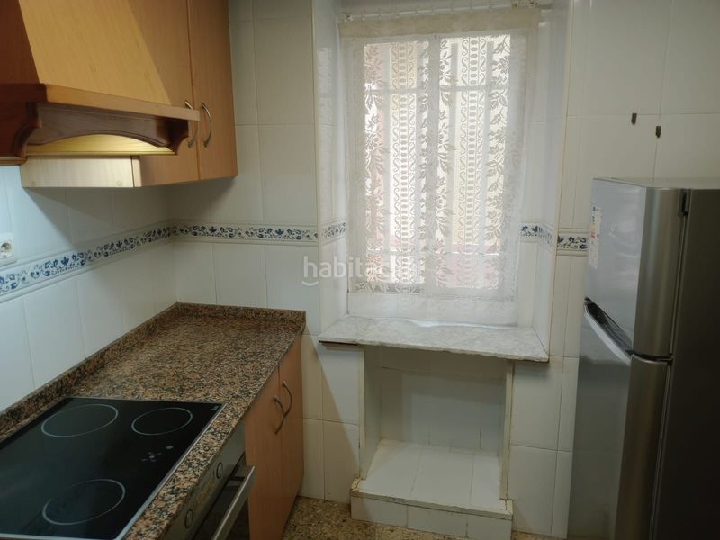 Foto a71adc27-bda7-46d1-b07f-72fd5d1a7330. Casa adossada a Cariño
