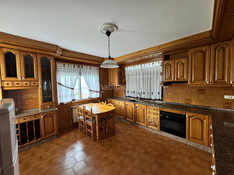 Foto 145385c2-8a50-4da7-84f8-d4e1b34746c6. Casa amb calefacció a Valdoviño