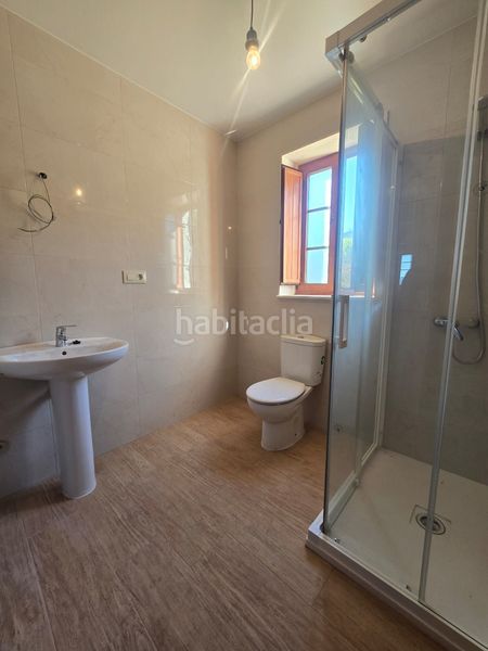Foto 03632392-ed91-4672-9fb2-535ab5c58996. Casa a Valdoviño
