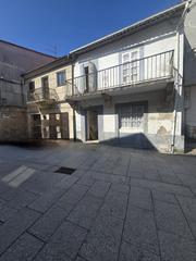 Casa adossada a Neda. Casa con encanto en el corazón de neda  ideal para vivienda fami