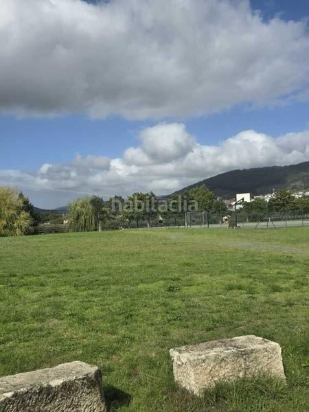 Foto 563f50e5-ecf4-4c9e-8381-ad9a3318a1ce. Casa adossada a Neda