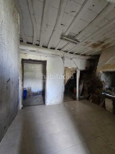 Foto 570cd205-0588-44ba-a56d-72558ff4b3ff. Casa adossada a Neda