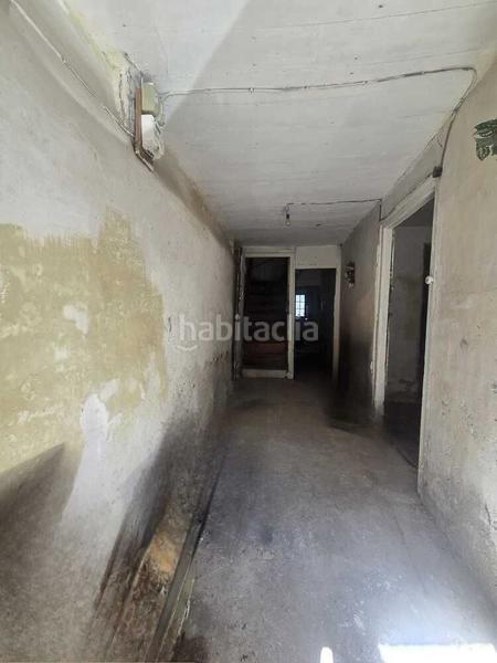 Foto 9a49092b-40b8-4107-9161-07a5474bfba9. Casa adossada a Neda