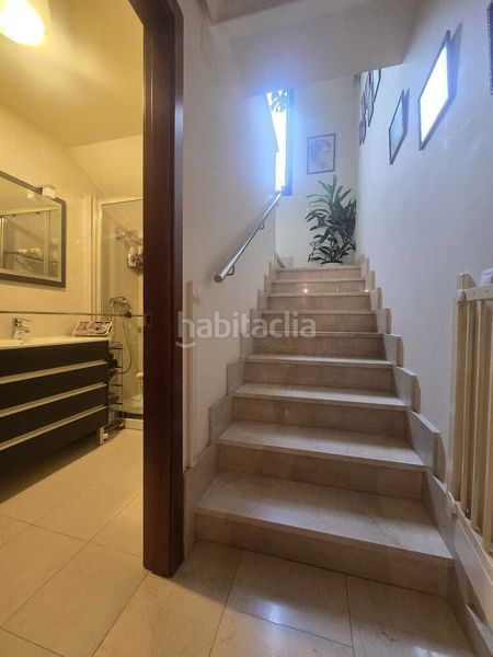 Foto 0104c8c2-52e3-4fc8-a911-baff9407c7d9. Casa amb calefacció piscina a A Malata - Catabois - Ciudad Jardín Ferrol