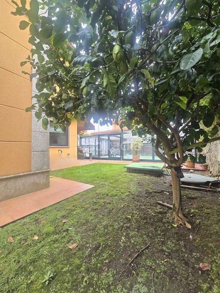 Foto 1b2c8d47-3d59-41dc-9b6a-08f17d4a9929. Casa amb calefacció piscina a A Malata - Catabois - Ciudad Jardín Ferrol