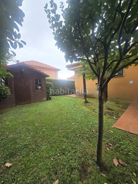 Foto 46eacfef-5fa7-4072-8faa-f6915c45aa8c. Casa amb calefacció piscina a A Malata - Catabois - Ciudad Jardín Ferrol