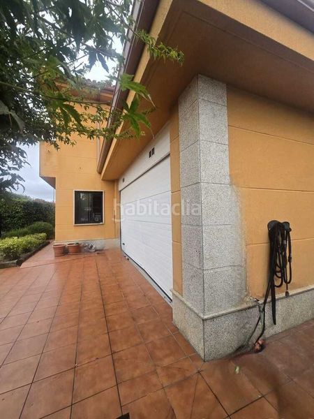 Foto a3d60810-dd94-45a1-97ed-656bac863be6. Casa amb calefacció piscina a A Malata - Catabois - Ciudad Jardín Ferrol