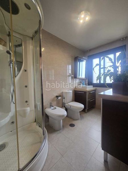 Foto df044210-47cf-441b-92c9-6e55aff57a4b. Casa amb calefacció piscina a A Malata - Catabois - Ciudad Jardín Ferrol