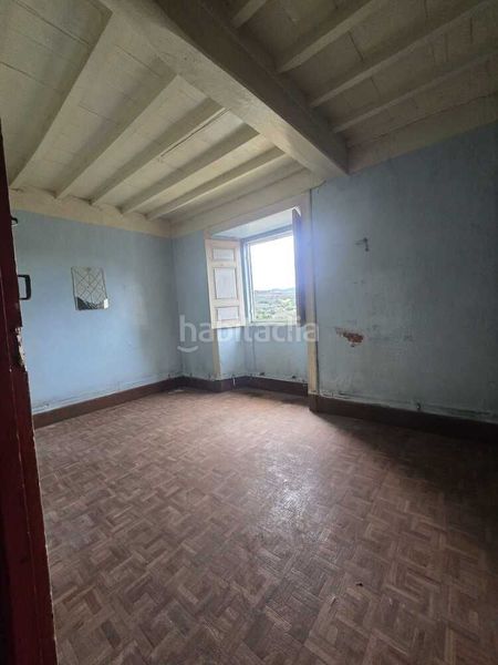 Foto c9178ede-130a-4928-aec4-f72df7602459. Masia a Somozas (As)