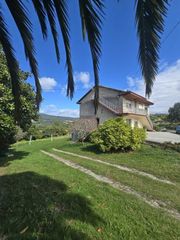 Country house in Sedes - Pedroso - Doso. Casa de campo, con dos viviendas y naturaleza