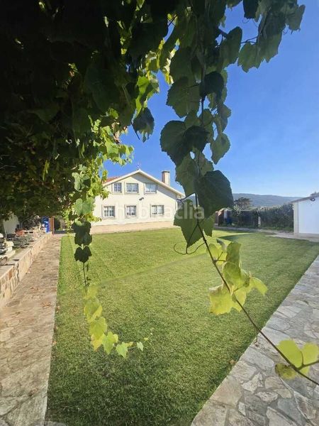Foto f93dc565-7099-4ec2-9ad0-b763607b7f57. Casa con riscaldamento in Área Rural Ferrol