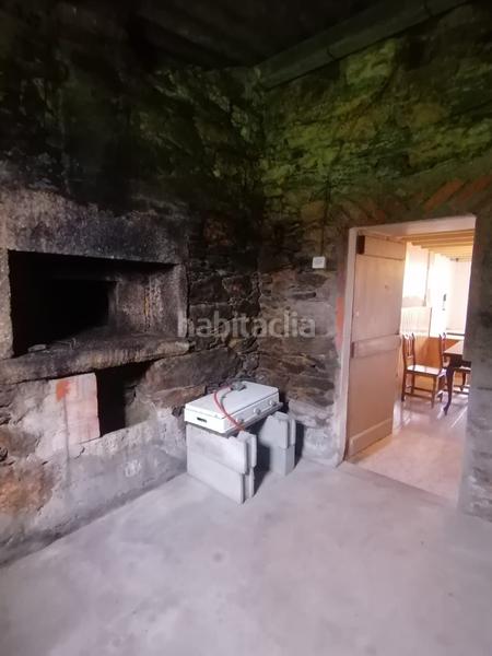 Foto 005806a4-342f-4000-b623-e166fbc4b4e9. Casale con parcheggio in Somozas (As)