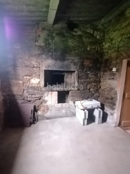 Foto 4a7dd074-75a5-4955-9c20-91d9619823c8. Casale con parcheggio in Somozas (As)