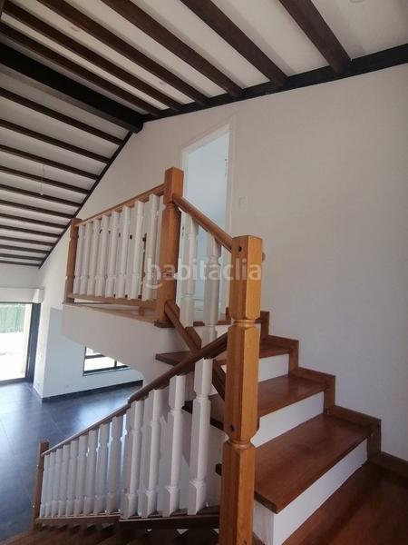 Foto 1f5887af-5687-43cb-8bd4-4a41b62a0a90. Casa amb calefacció piscina a Valdoviño