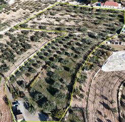 Finca rústica a Ibi. Terreno edificable pegado al pueblo