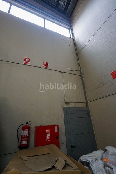 Foto 1cafa16f-9705-4324-b3aa-9e6bdf010e7d. Location bâtiment à usage industriel dans Ibi