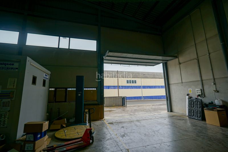 Foto d69b78b8-ecff-42a9-8488-30c0184ecc93. Location bâtiment à usage industriel dans Ibi