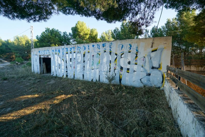 Foto 99af567c-b83e-4f46-b9b4-2b605d93a98e. Masia amb aparcament a Ibi