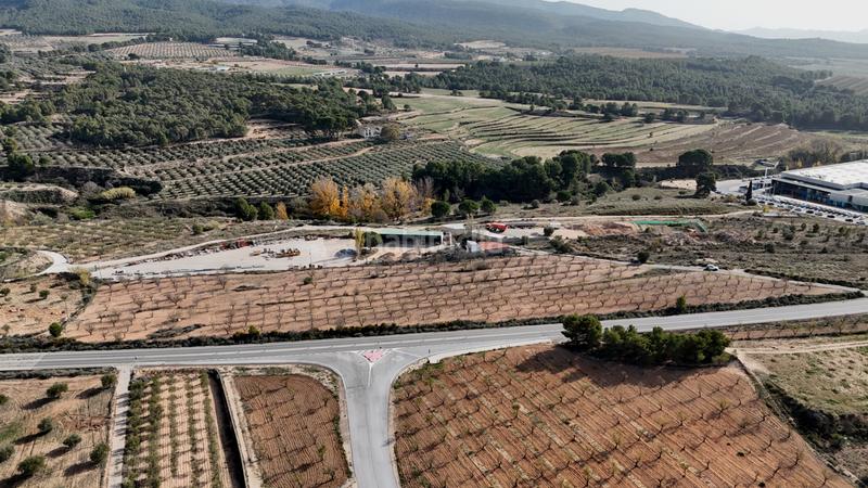 Foto d7231465-fac8-4ee1-9d15-0562b3a6c7fb. Rural plot in partida alfas 41 in Ibi