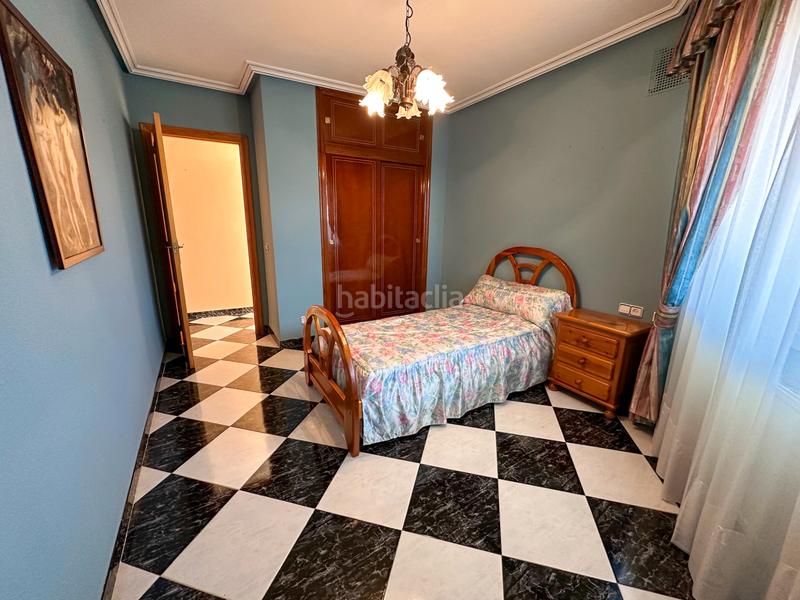 Foto 2f173444-2374-48e5-a28e-13a9ab18ed1e. Àtic amb calefacció aparcament a Ibi