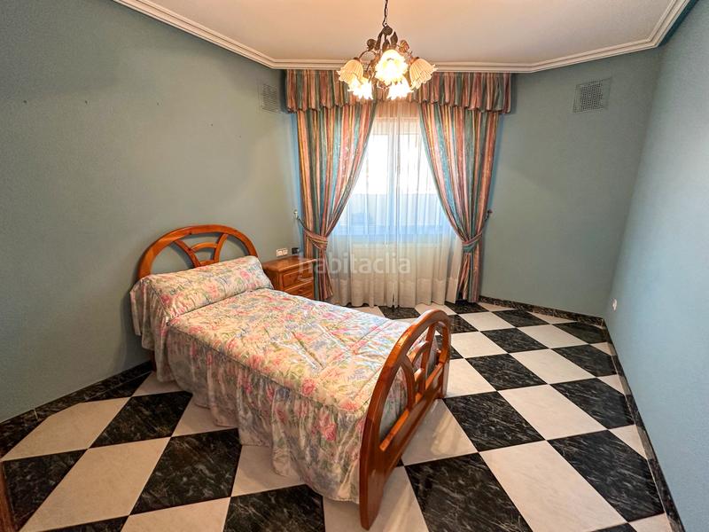 Foto a827fb8f-599c-483e-890a-d37b0511d6de. Àtic amb calefacció aparcament a Ibi