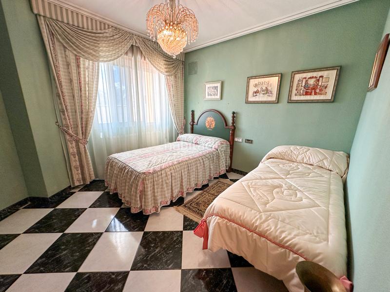 Foto b9f9898b-d536-4023-9584-b2c7f73bdf79. Àtic amb calefacció aparcament a Ibi