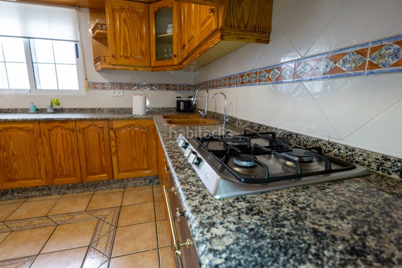 Foto 497c00cc-0f90-4c46-82e7-6c989521a55d. Casa adossada a Ibi