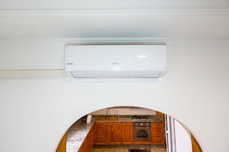 Foto 7c6cbb09-baf2-4cb8-99b3-aac1ccf34e37. Casa adossada a Ibi